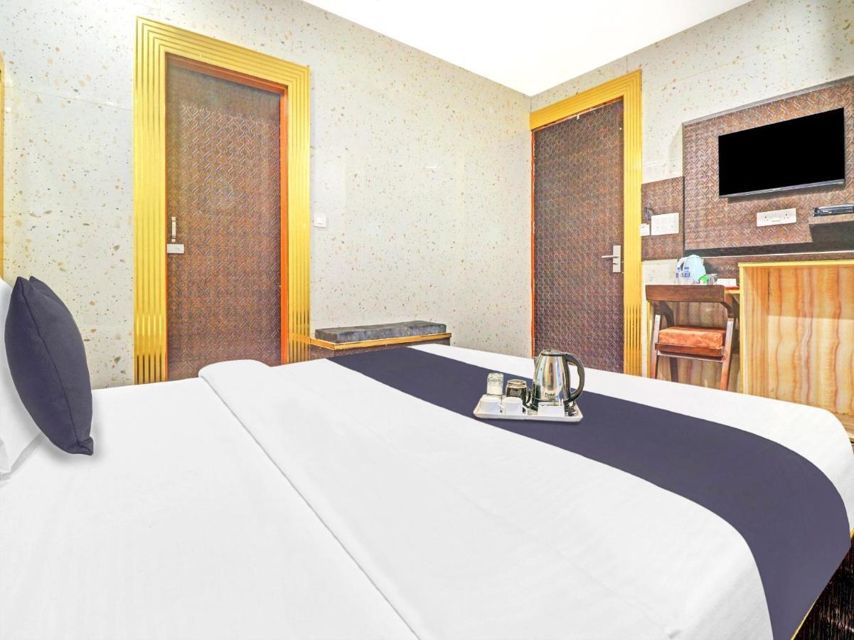 Townhouse Oak Pooth Haveli เดลี ภายนอก รูปภาพ