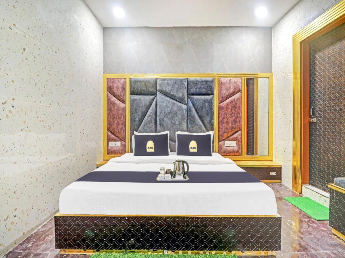 Townhouse Oak Pooth Haveli เดลี ภายนอก รูปภาพ