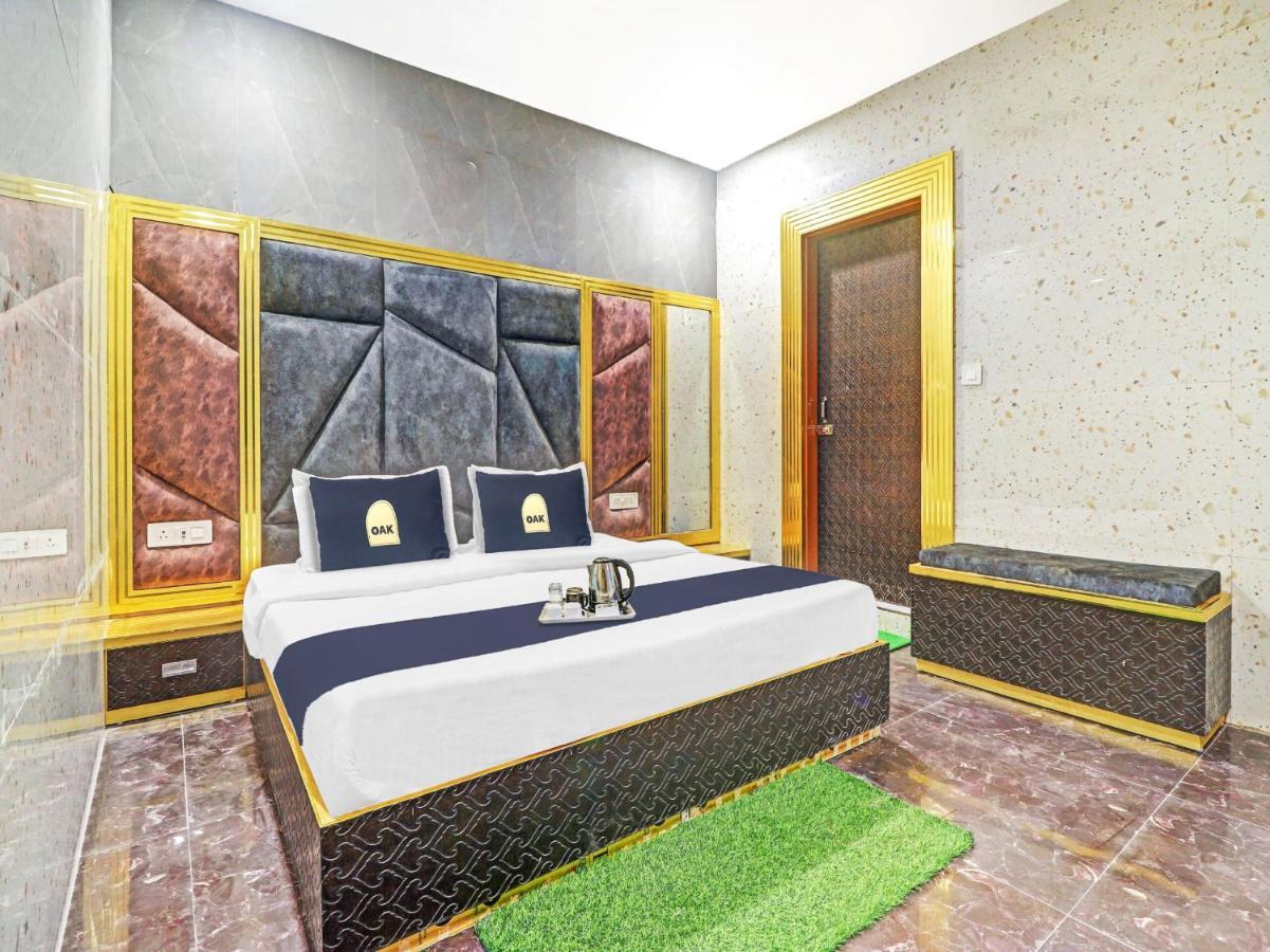 Townhouse Oak Pooth Haveli เดลี ภายนอก รูปภาพ